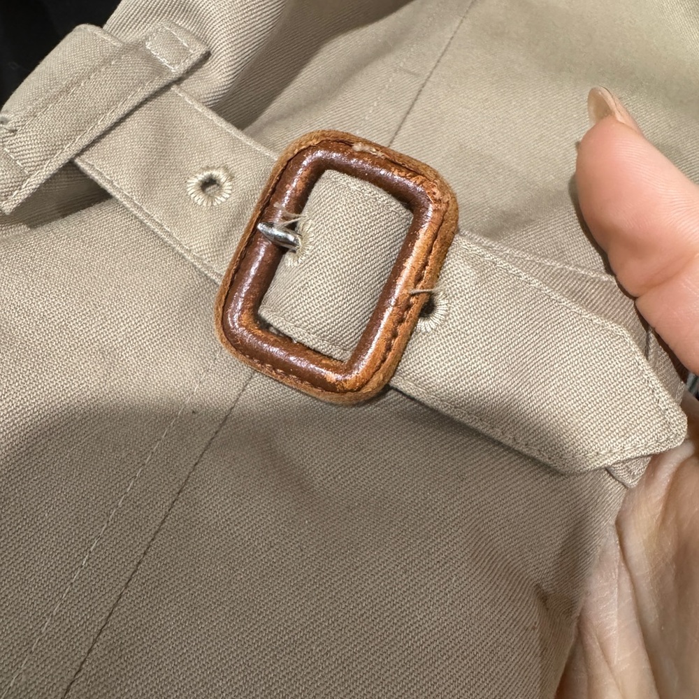 Burberry Vintage Trench - Picture 8 of 16